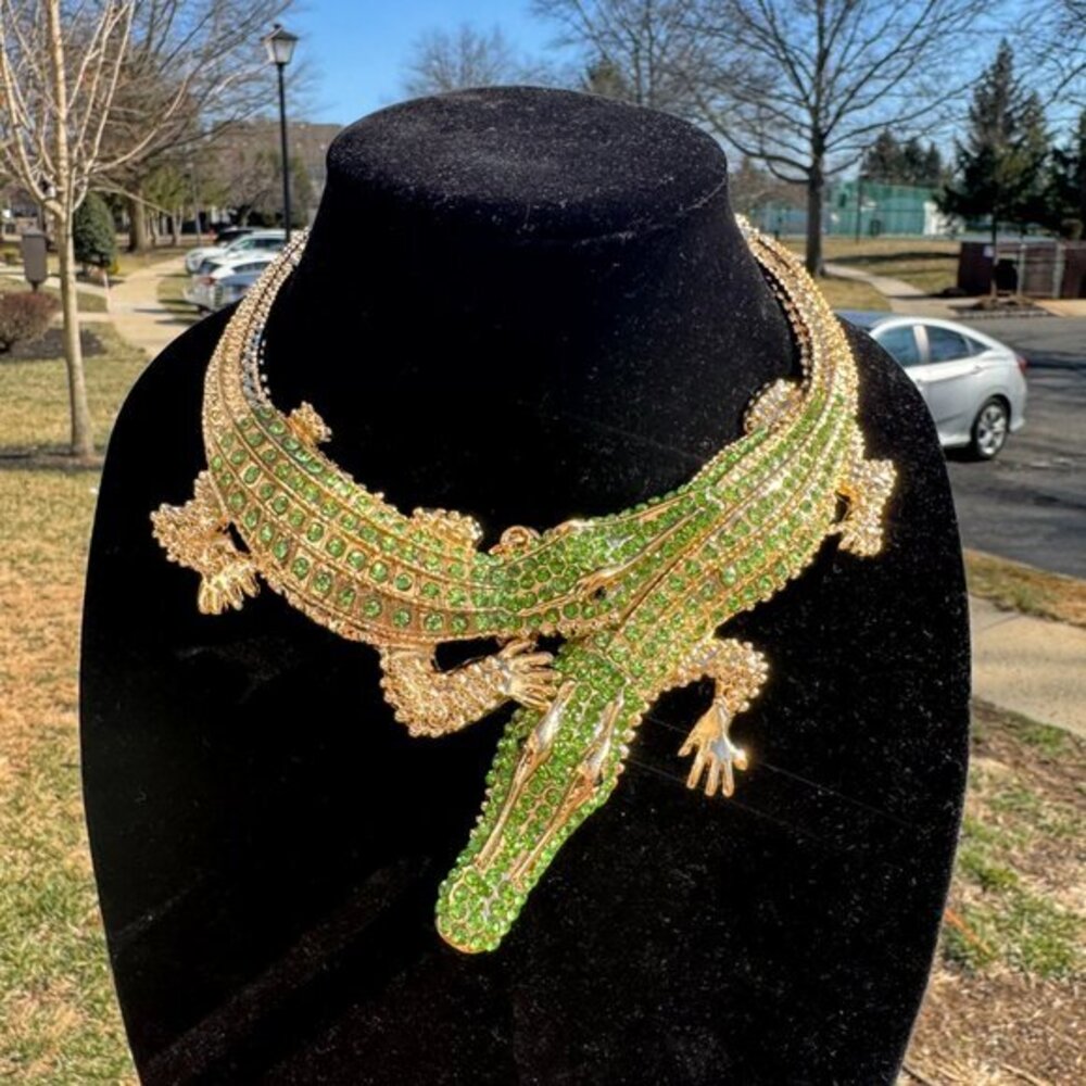 FAMILY STATEMEANT SHIVE 2025 NECKLACE SIMLA T2